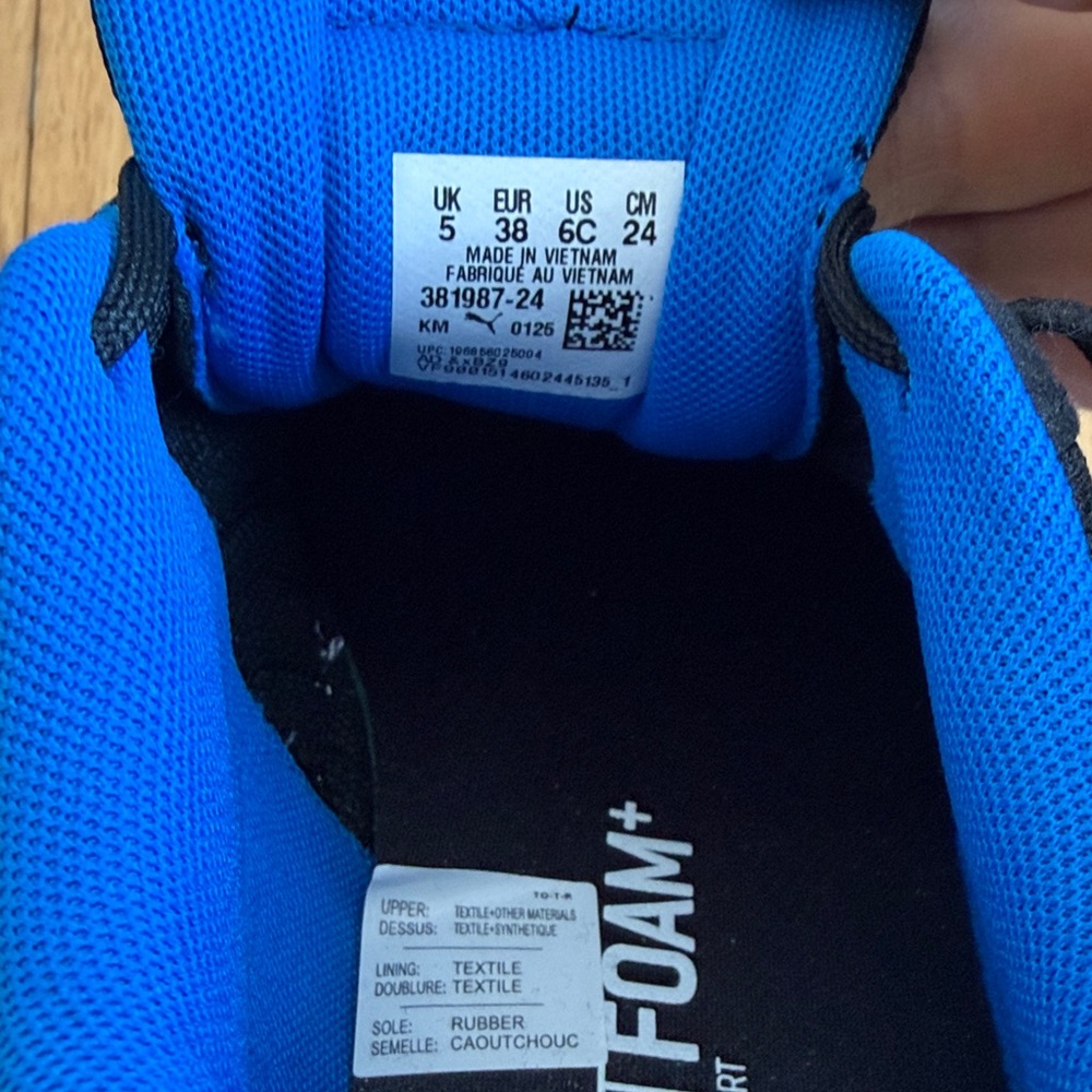 Brand new Puma Kid’s Graviton sneakers - Picture 4 of 6